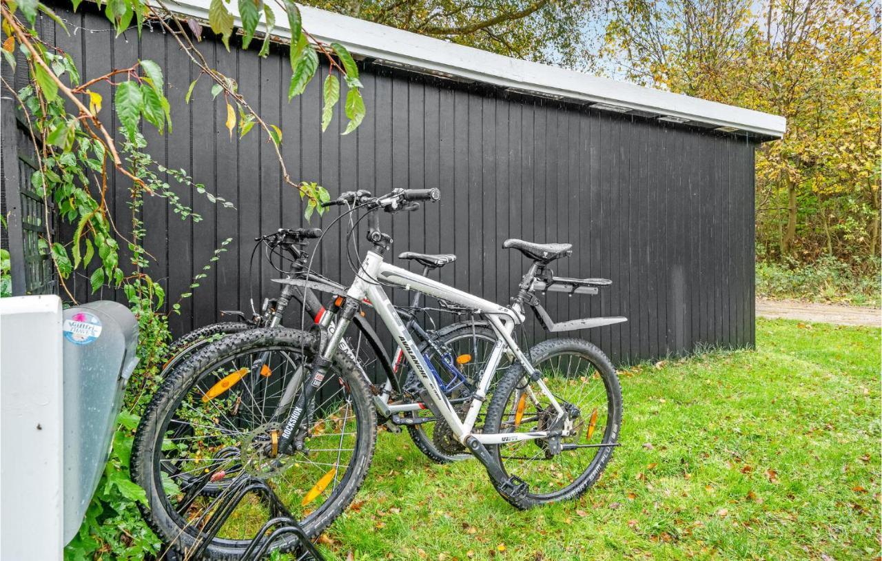 Beautiful Home In Askeby With Kitchen エクステリア 写真